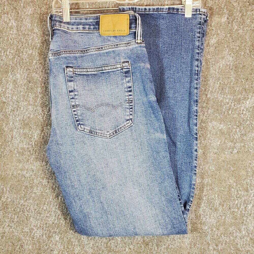 American Eagle AirFlex+ Original Bootcut Men's 32x34 Light Wash Jeans